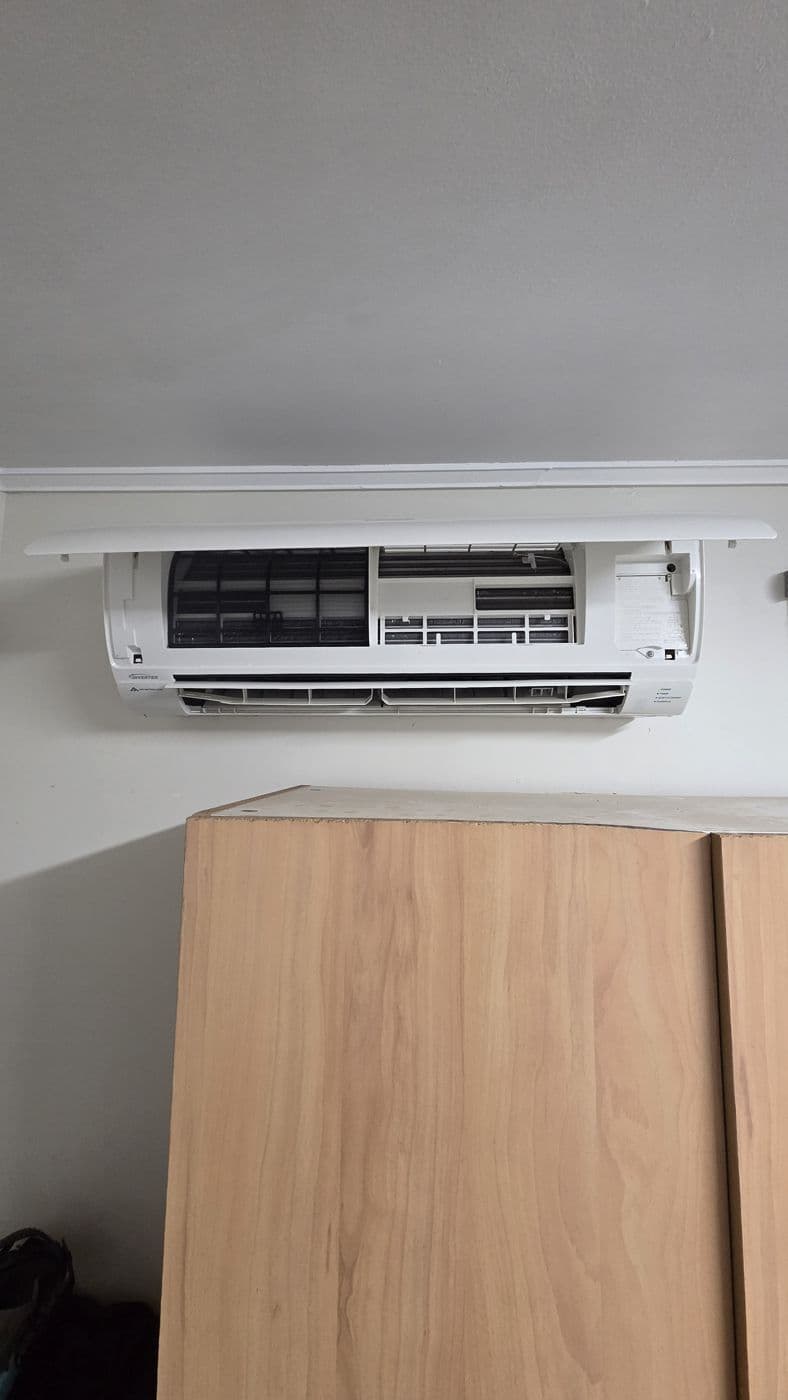 Newly mounted split system indoor unit